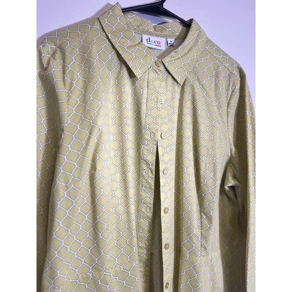 D&Co. Women's Green Patterned Button Down Blouse Size 16 - Picture 2 of 6
